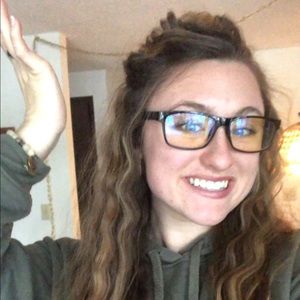 Meet your Posher, Katie